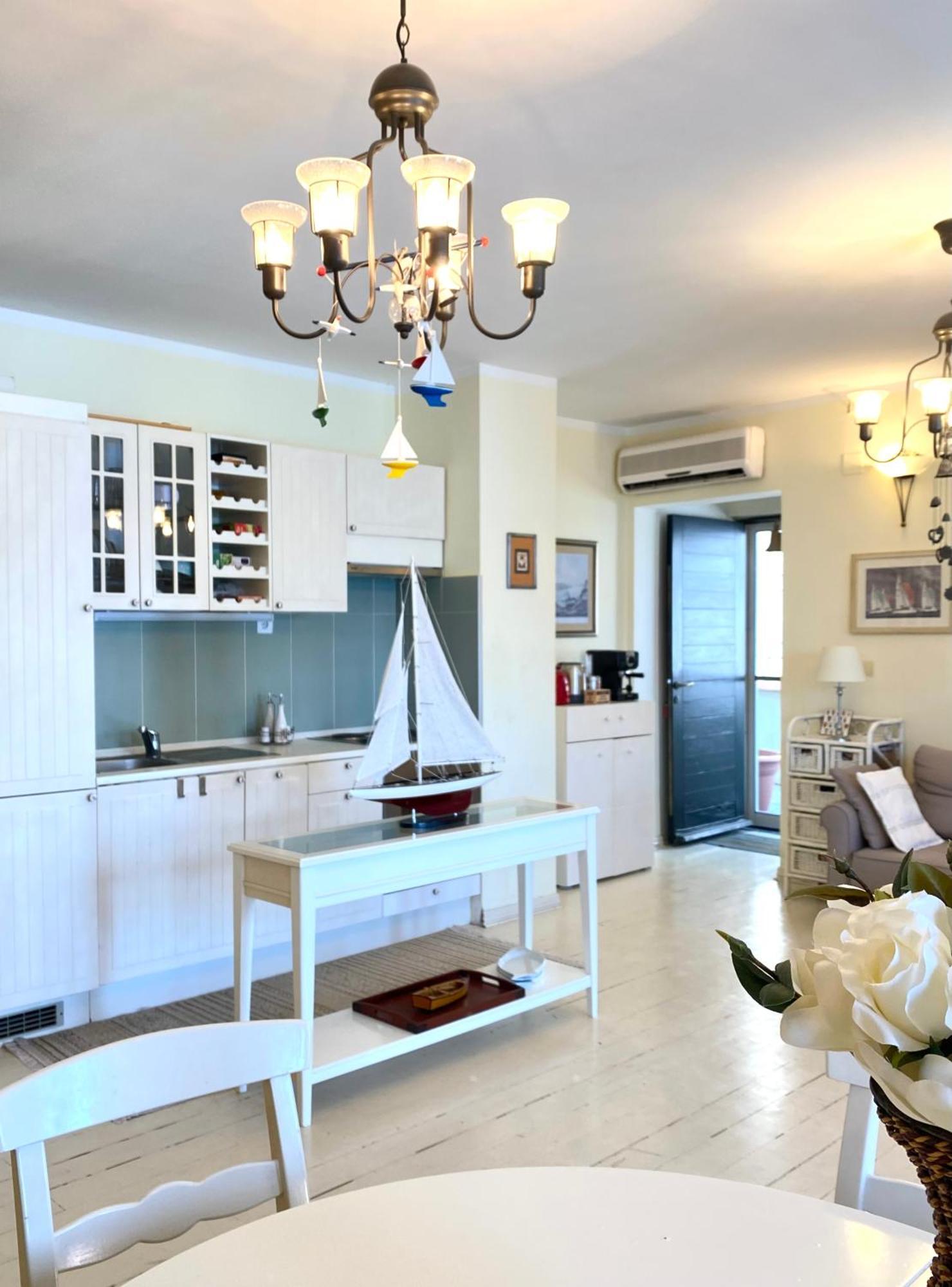 Apartment Tri Kiparisa Teodo Esterno foto